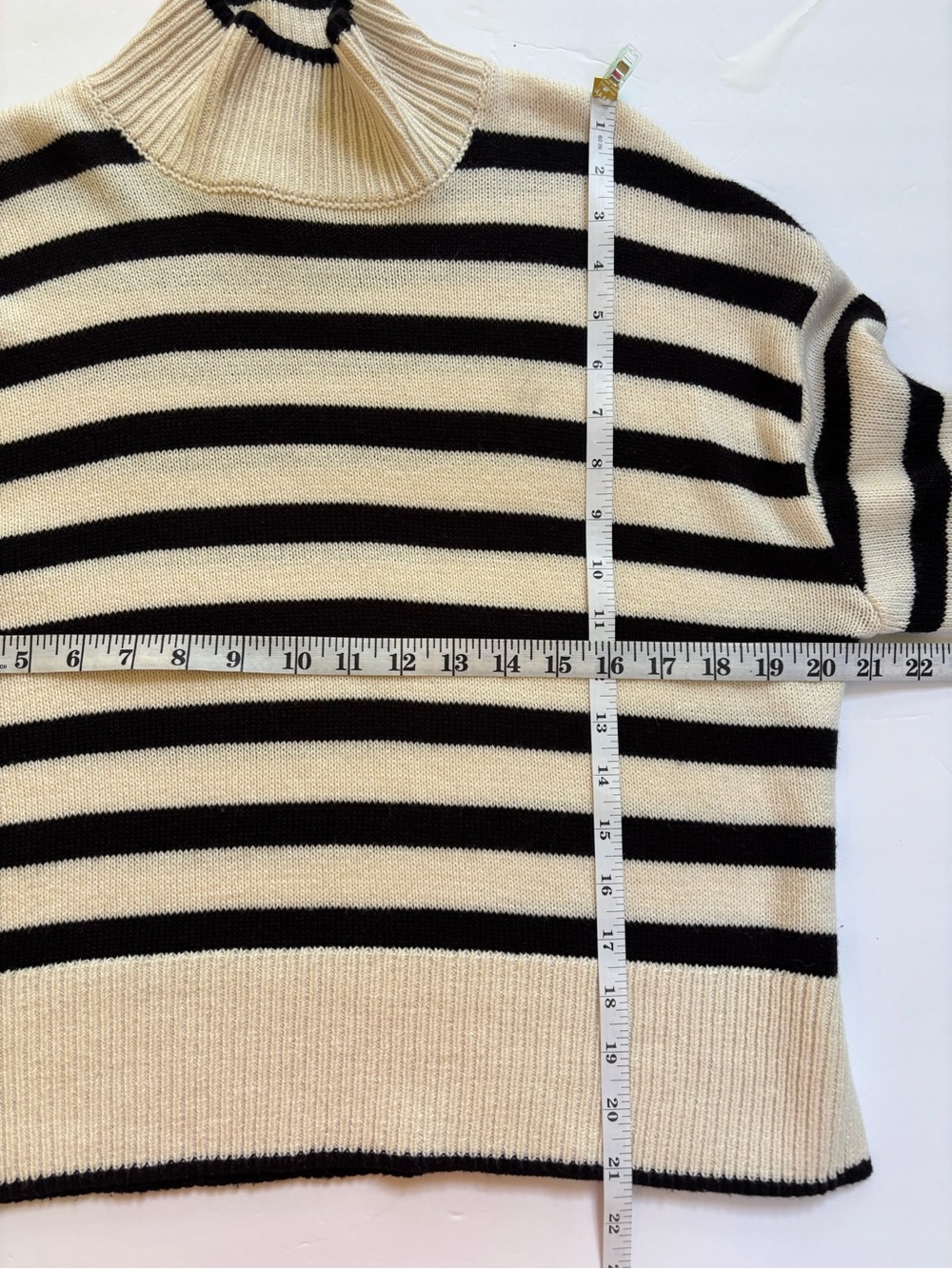 H&M Striped Mock Neck Sweater Black Cream Cropped Oversized Size S - Picture 6 of 6